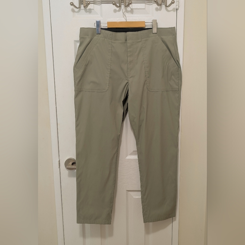 Eddie Bauer Horizon Straight Ankle Pants 16 - Light Sage Green - Outdoor to City